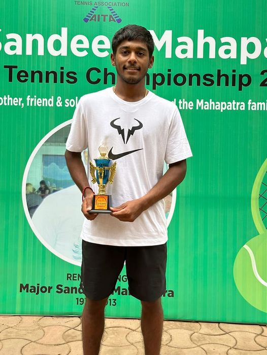 S. Boopathy, III Year B.Com Won the Runners-Up award in the Major Sandeep Mahapatra Memorial AITA- Men’s Tennis Championship 2023 